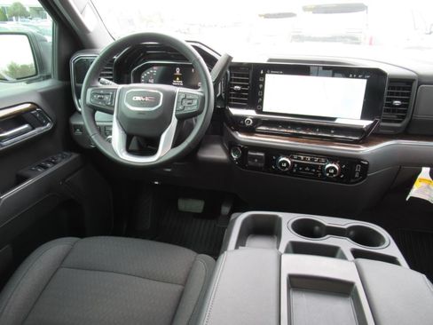 Used 2025 GMC Sierra 1500 Elevation RWD image 12