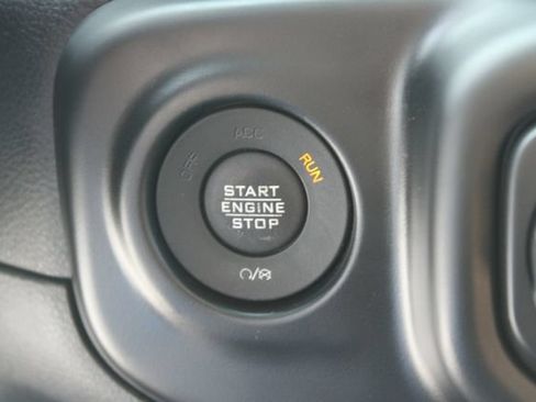 Used 2021 Jeep Wrangler Unlimited Sahara AWD/4WD image 22