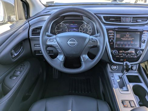 Certified 2023 Nissan Murano SV w/ SV Midnight Edition Package image 17