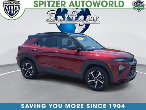 Used 2022 Chevrolet TrailBlazer RS w/ Sun and Liftgate Package AWD/4WD image 2