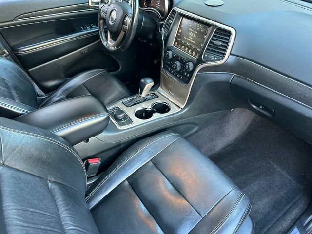 Used 2016 Jeep Grand Cherokee Limited w/ Trailer Tow Group IV AWD/4WD image 19