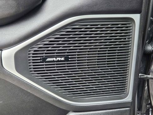 Used 2023 Jeep Wagoneer Series II w/ Convenience Group I AWD/4WD image 30