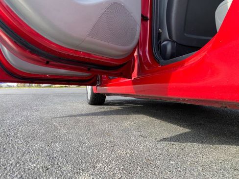 Used 2014 Hyundai Accent SE image 23