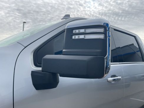 Used 2022 Chevrolet Silverado 2500 LTZ w/ Snow Plow Prep/Camper Package image 12