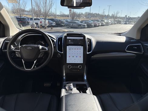 Used 2021 Ford Edge Titanium w/ Equipment Group 301A image 29