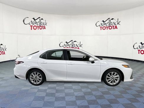 Used 2024 Toyota Camry LE image 8