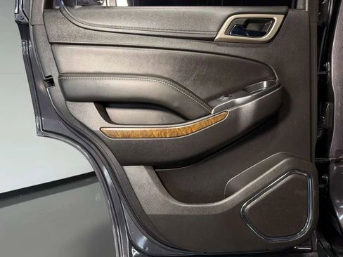 Used 2018 GMC Yukon Denali RWD image 18