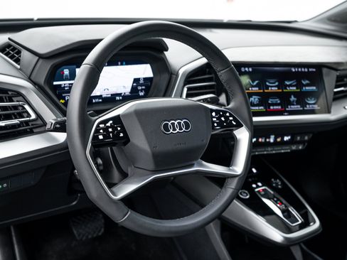 Certified 2025 Audi Q4 e-tron Premium Plus w/ Premium Plus AWD/4WD image 11