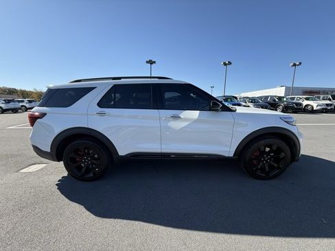 Used 2022 Ford Explorer ST w/ Equipment Group 401A image 4