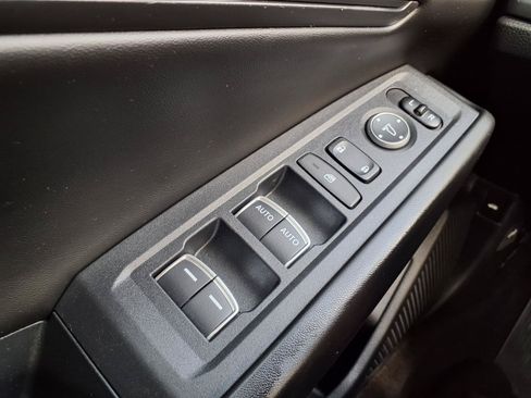 Used 2023 Honda Accord EX image 10