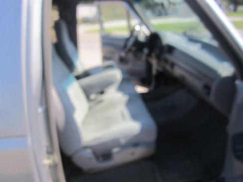 Used 1995 Ford F150 2WD SuperCab image 6