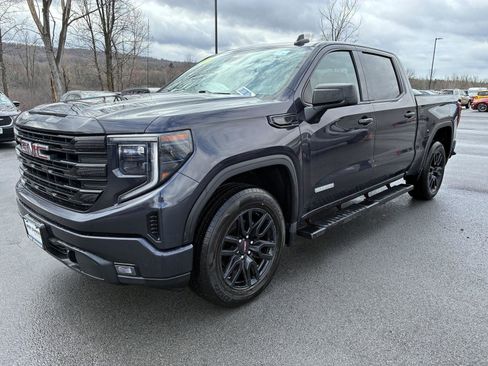 Used 2023 GMC Sierra 1500 Elevation image 3