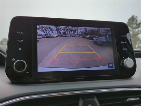 Certified 2022 Hyundai Santa Fe SEL image 20