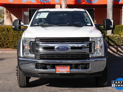 Used 2018 Ford F550 4x4 Crew Cab Super Duty image 3