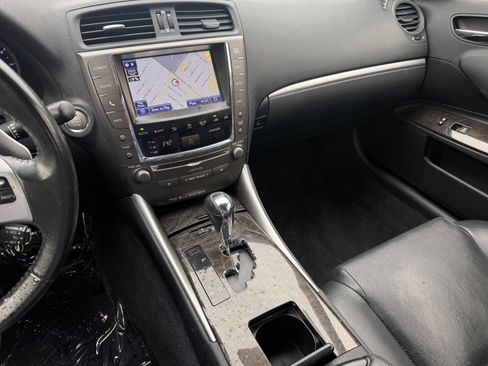 Used 2015 Lexus IS 250C w/ Navigation System Package image 12
