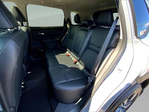 New 2025 Nissan Rogue SL w/ Tech Package image 11