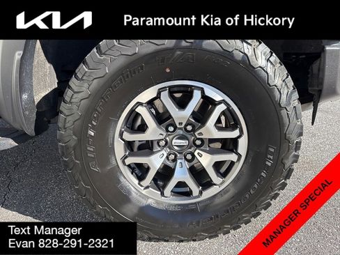 Used 2022 Ford F150 Raptor w/ Convenience Package AWD/4WD image 9