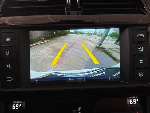 Used 2018 Jaguar F-PACE Premium AWD/4WD image 30