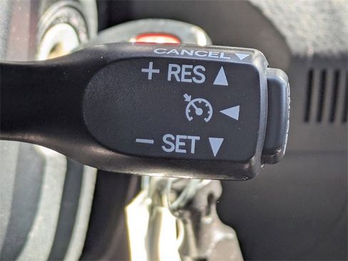 Used 2013 Toyota Corolla S image 25