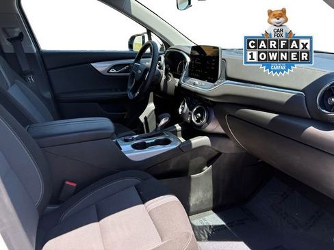 Used 2025 Chevrolet Blazer LT FWD image 20
