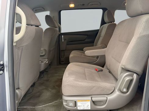 Used 2016 Honda Odyssey LX image 14