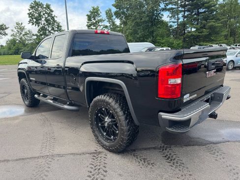 Used 2017 GMC Sierra 1500 4x4 Double Cab w/ Sierra Convenience Package image 3