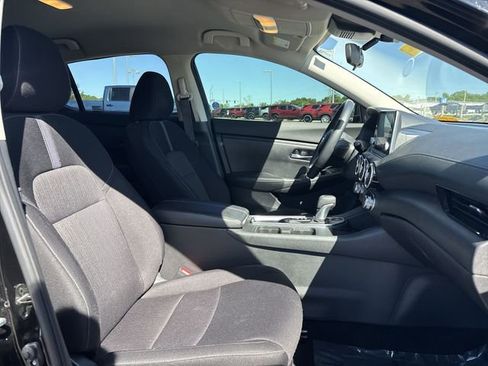 Used 2023 Nissan Sentra SV w/ All-Weather Package FWD image 18