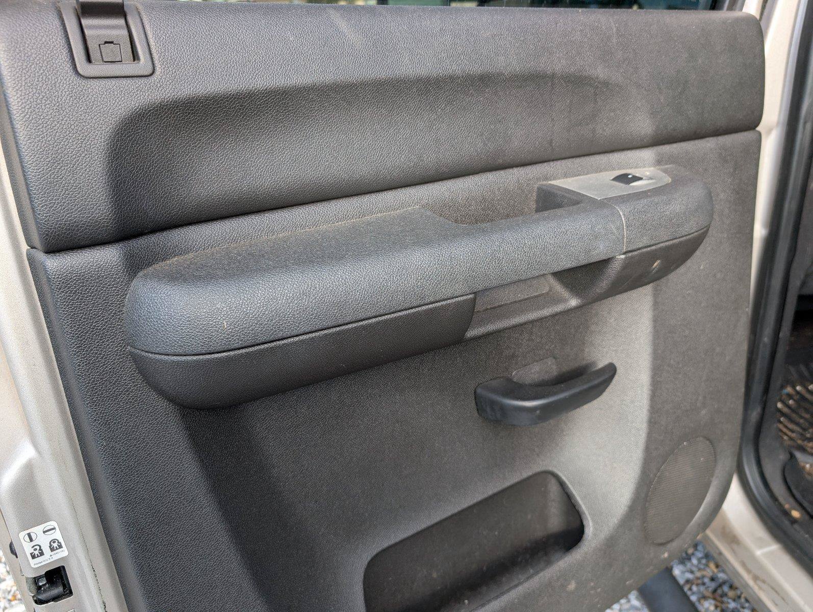 Used 2007 Chevrolet Silverado 2500 LT w/ Suspension Package, Off-Road AWD/4WD image 34
