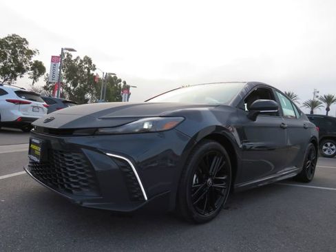 Certified 2026 Toyota Camry SE image 3