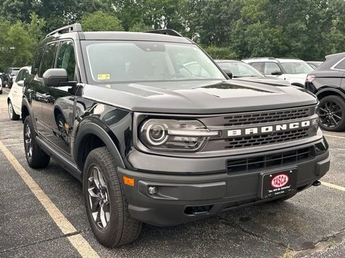 Used 2024 Ford Bronco Sport Badlands AWD/4WD image 1