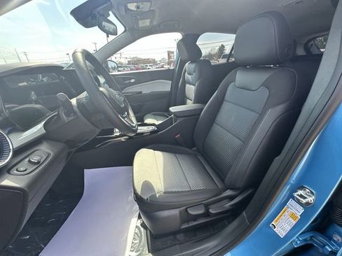 New 2026 Chevrolet Trax LT w/ Midnight Edition FWD image 19