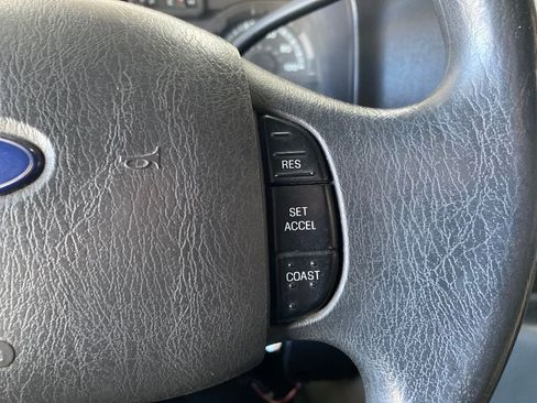 Used 2012 Ford E-450 and Econoline 450 Super Duty w/ Shuttle Bus Prep Pkg image 19