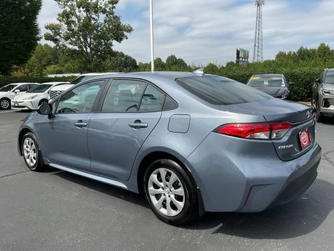 Used 2026 Toyota Corolla LE FWD image 11