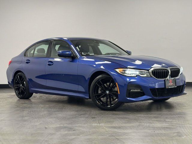 Used 2020 BMW 330i xDrive Sedan w/ M Sport Package AWD/4WD image 5