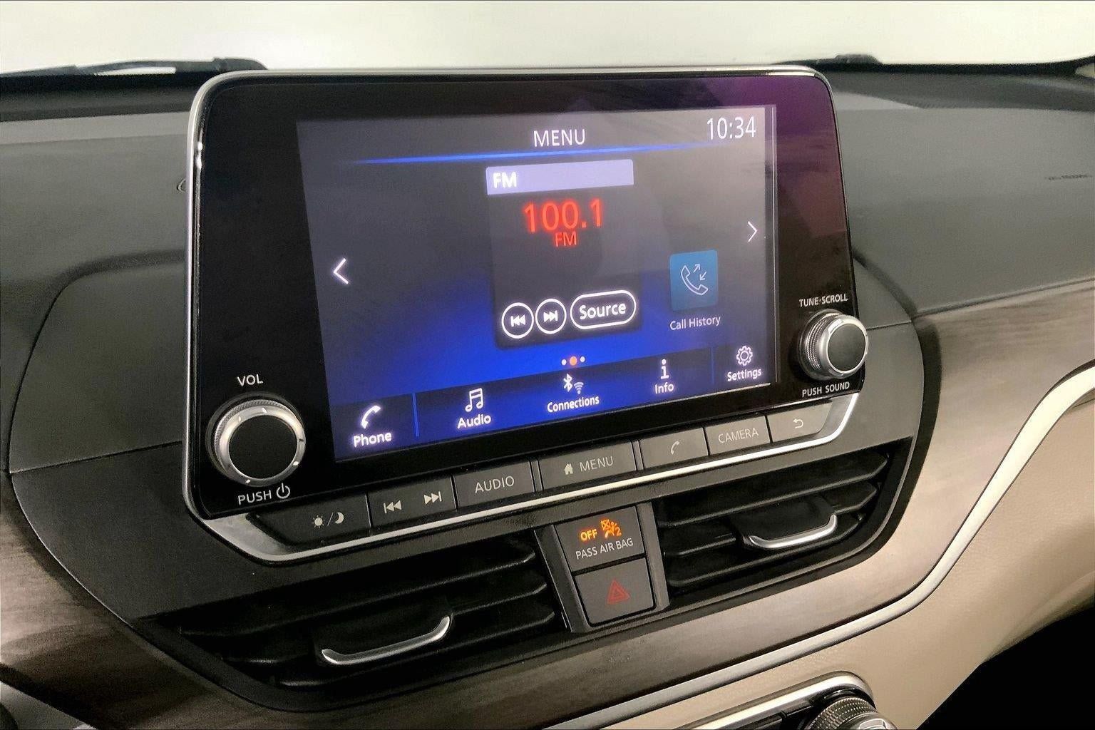 Used 2025 Nissan Altima 2.5 SV FWD image 6