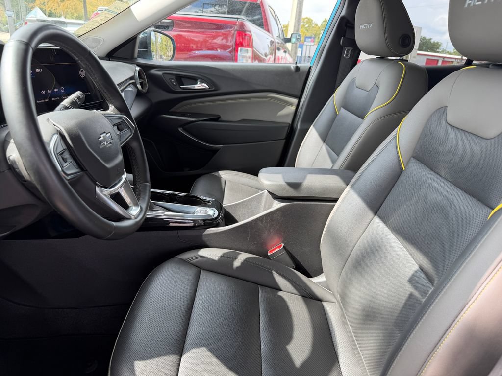 Used 2025 Chevrolet Trax ACTIV w/ Driver Confidence Package FWD image 20