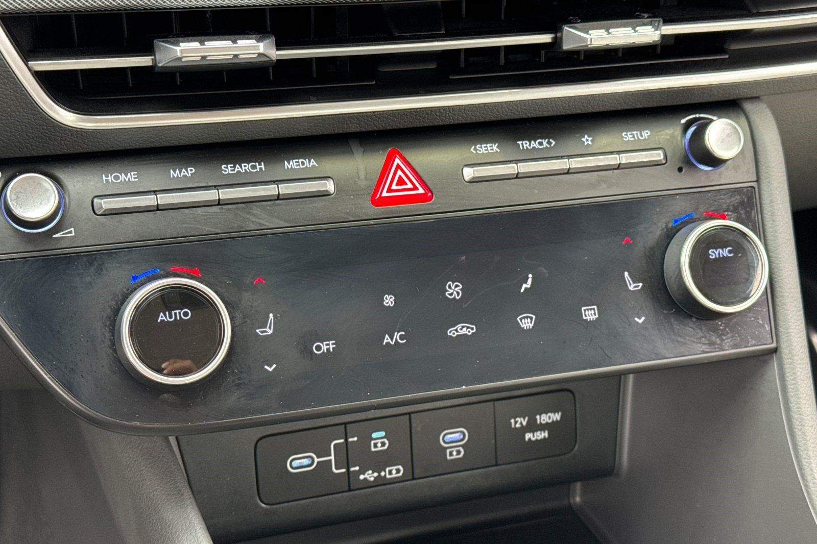 Used 2024 Hyundai Sonata SEL FWD image 17