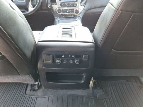 Used 2019 GMC Yukon XL Denali AWD/4WD image 35