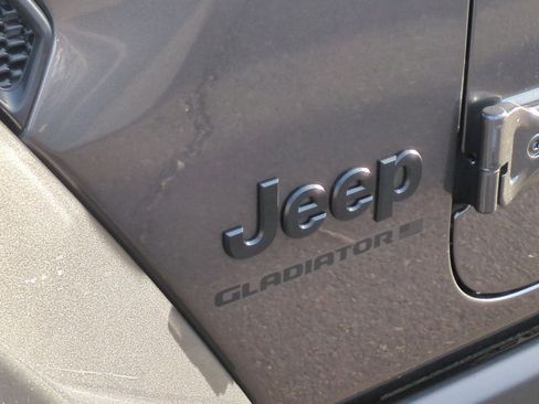 New 2026 Jeep Gladiator Willys image 24