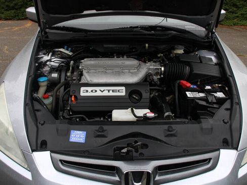 Used 2005 Honda Accord EX image 18