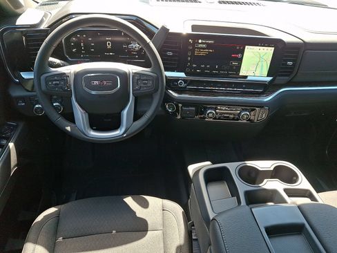New 2026 GMC Sierra 1500 SLE AWD/4WD image 11