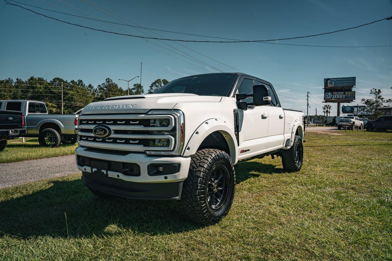 Used 2025 Ford F250 Lariat w/ Lariat Ultimate Package AWD/4WD image 9