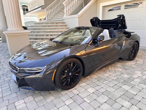 Used 2019 BMW i8 Roadster AWD/4WD image 38
