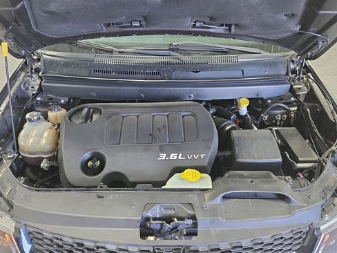 Used 2015 Dodge Journey Crossroad w/ Flexible Seating Group image 26