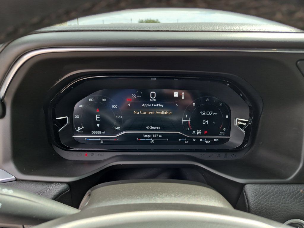 Used 2023 GMC Yukon XL Denali AWD/4WD image 21