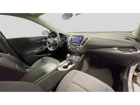 Used 2021 Chevrolet Malibu LT FWD image 18