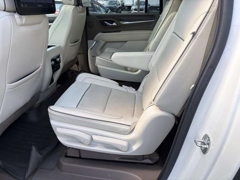 Used 2021 GMC Yukon XL Denali w/ Denali Ultimate Package RWD image 14