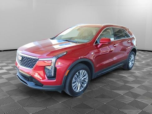 New 2025 Cadillac XT4 Premium Luxury w/ Cold Weather Package image 3