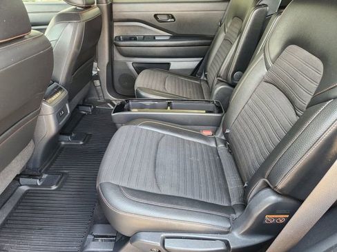 Used 2023 Nissan Pathfinder Rock Creek image 30