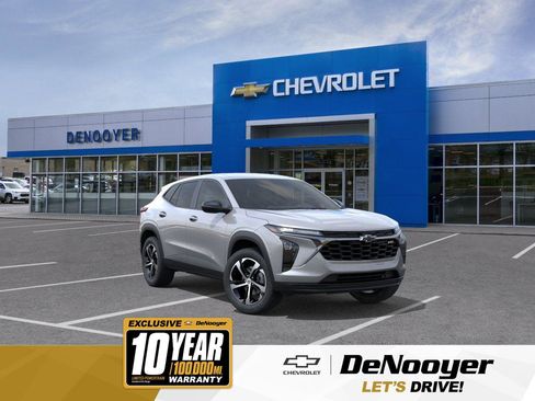 New 2026 Chevrolet Trax RS w/ Driver Confidence Package FWD image 1